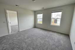 1229 Carriage Wood Circle photo 4