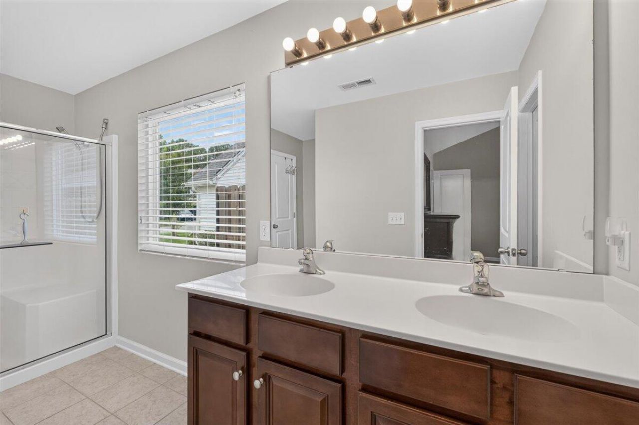 307 Wynfield Forest Drive Photo 23