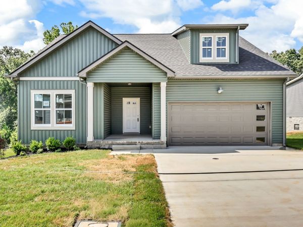 163 Leitrim Dr , Clarksville, TN 37042