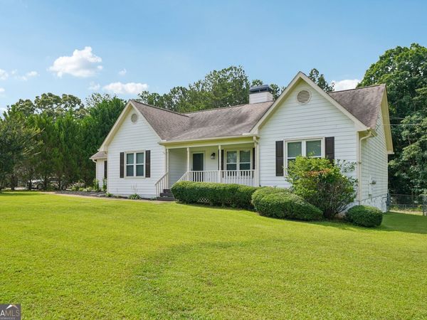162 Country Meadows Court, Mcdonough, GA 30252