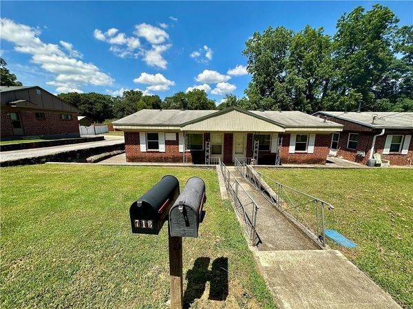 718 Hill Street , Forest Park, GA 30297