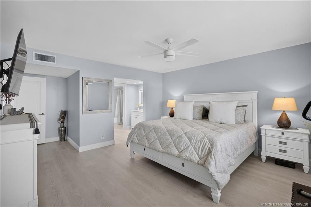 801 Lake Shore Drive, Unit 302, Lake Park, FL 33403 Photo