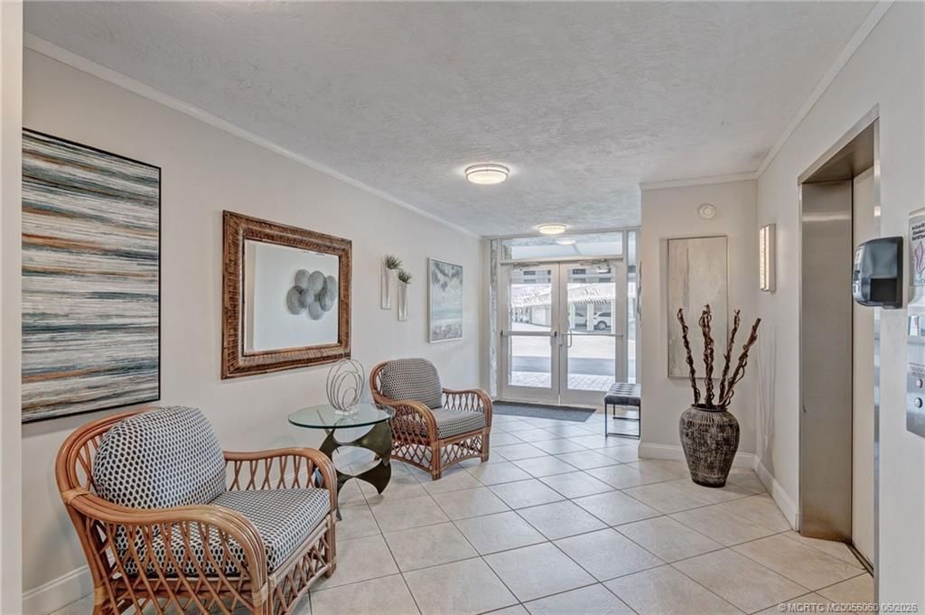 801 Lake Shore Drive, Unit 302, Lake Park, FL 33403 Photo