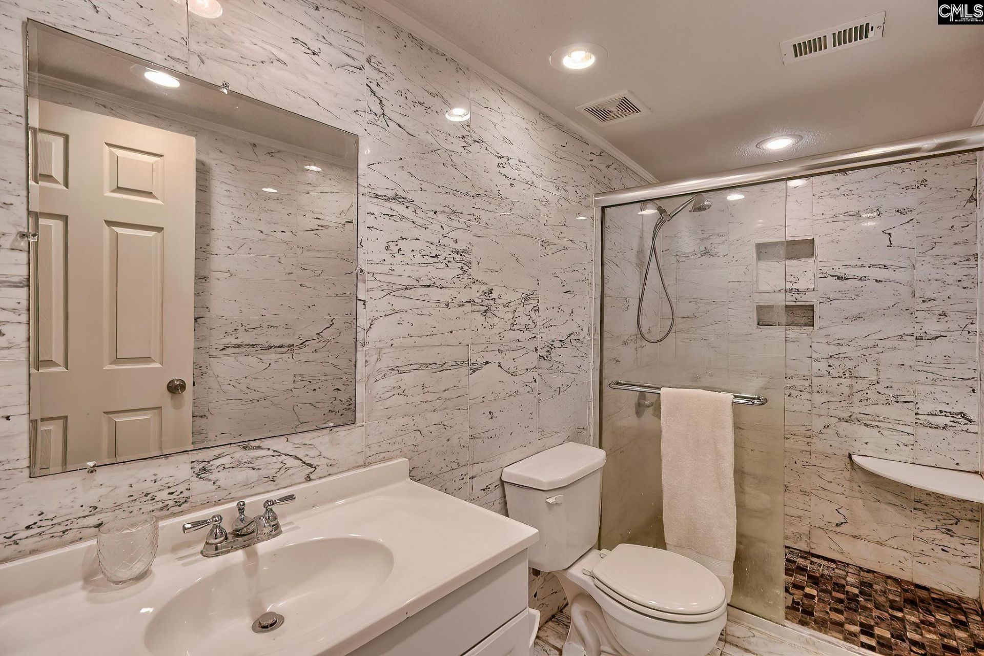 8 Cassia Court Photo 24