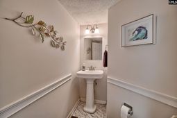 8 Cassia Court photo 4