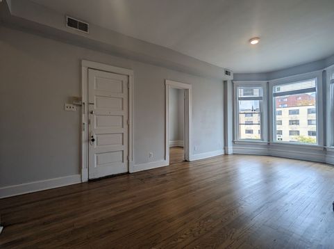 Main Photo