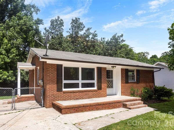 104 Lee Street, Belmont, NC 28012