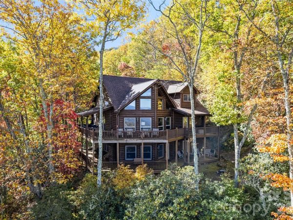 53 Kamama Trail , Maggie Valley, NC 28751