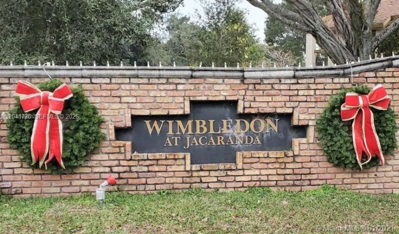 40 Wimbledon Lake Dr , Unit 216, Plantation, FL 33324 Photo