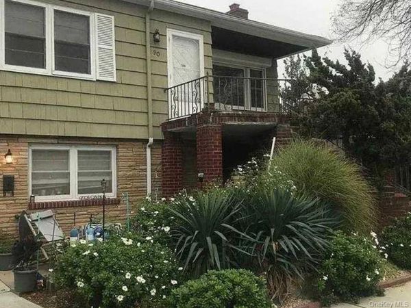 90 Mohawk Avenue , Unit upper, East Atlantic Beach, NY 11561