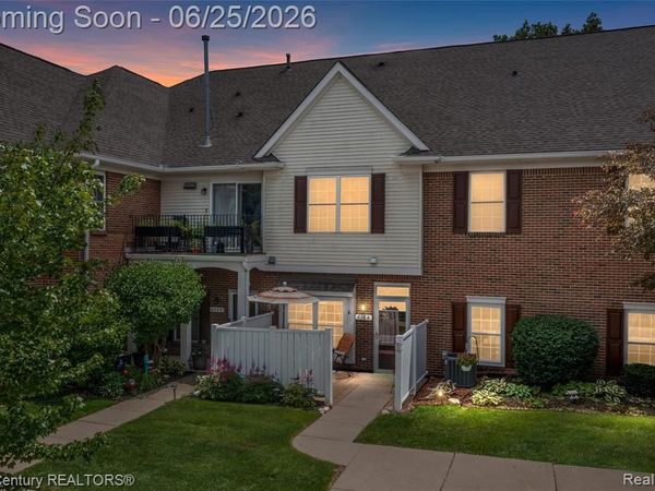 618 Belmonte Drive, Waterford Twp, MI 48328