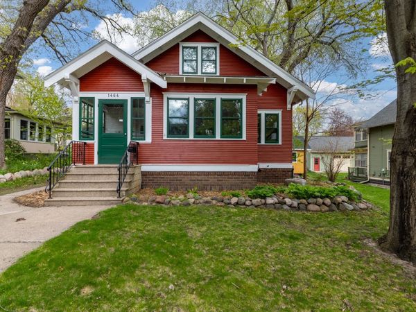 1464 Chelmsford Street , Saint Paul, MN 55108