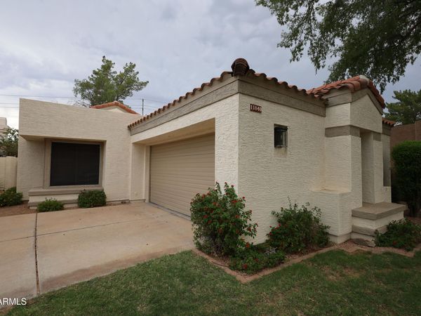 11840 N 40TH Way, Phoenix, AZ 85028