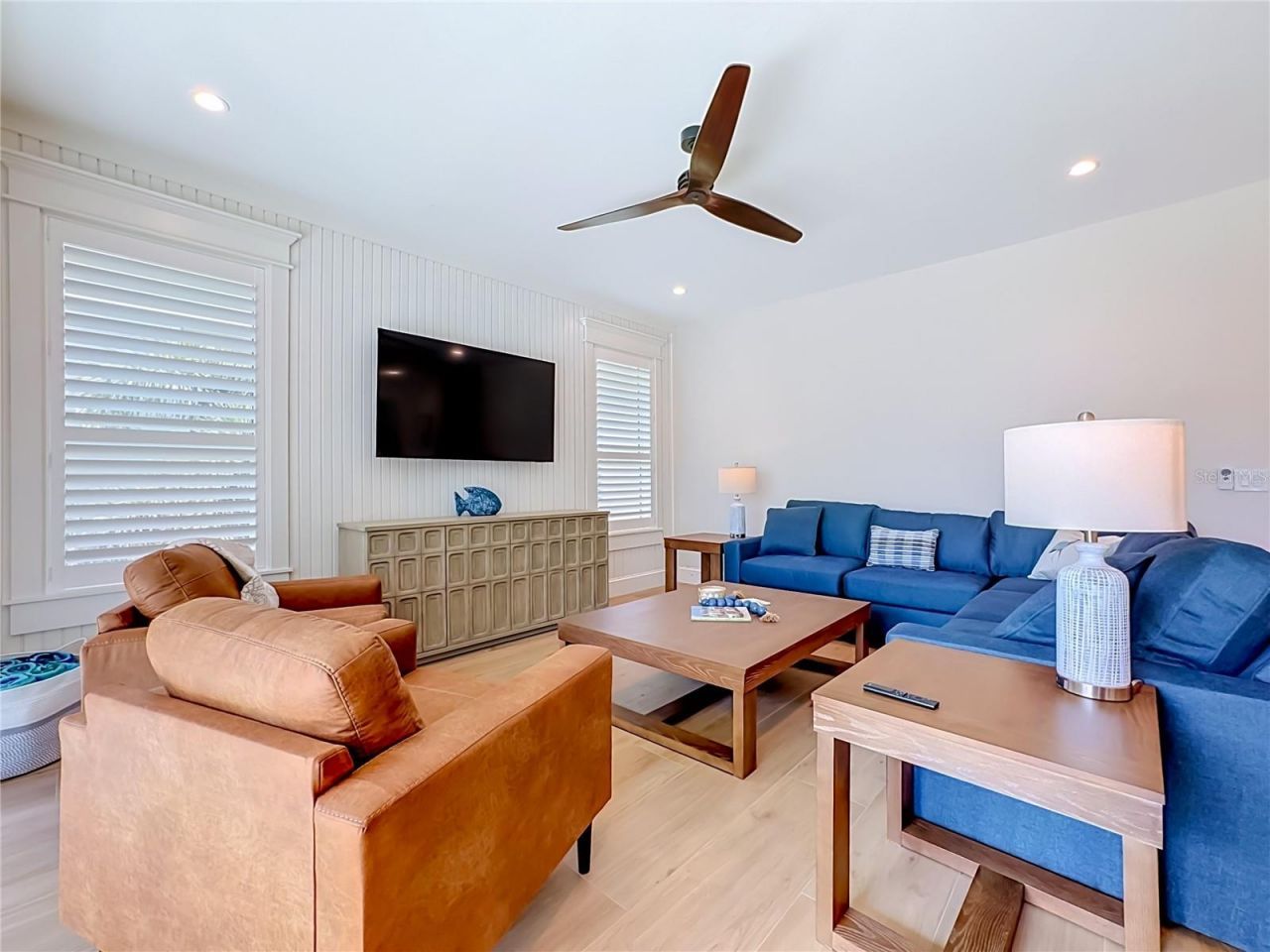 2918 Gulf Drive, Bradenton Beach, FL 34217 Photo