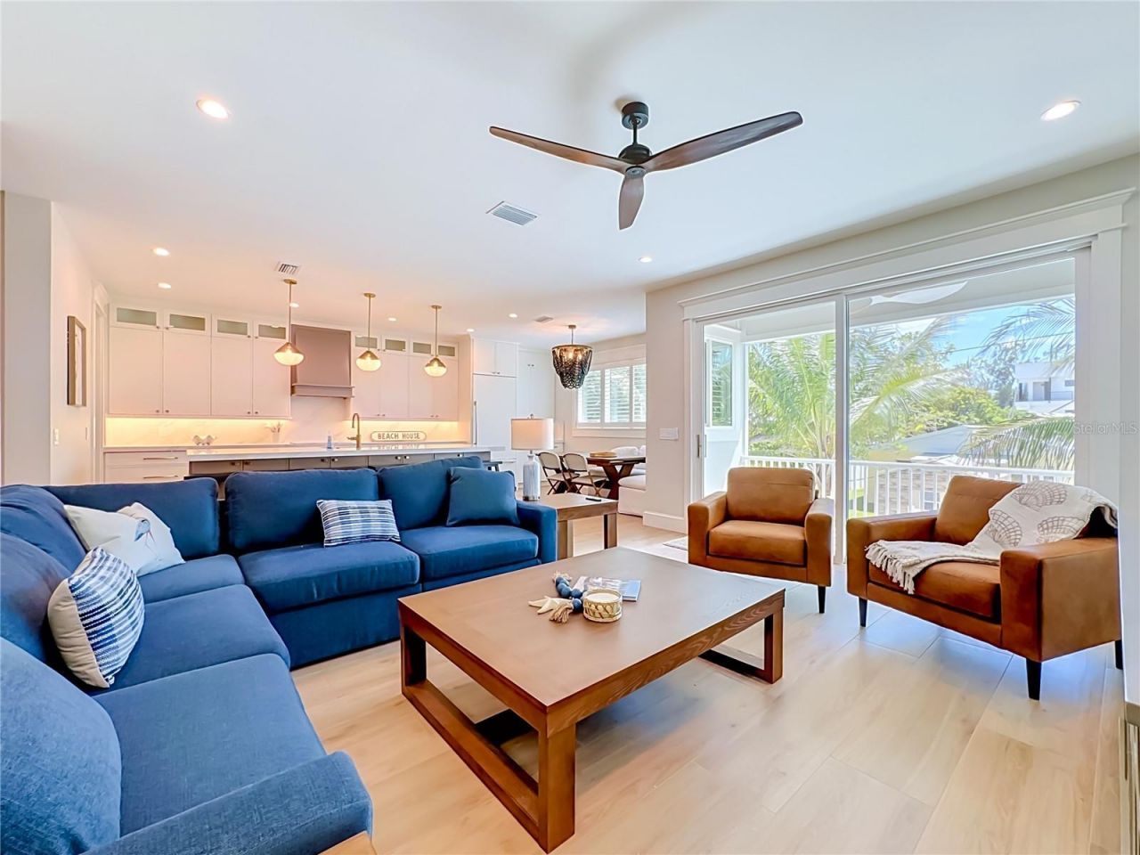 2918 Gulf Drive, Bradenton Beach, FL 34217 Photo