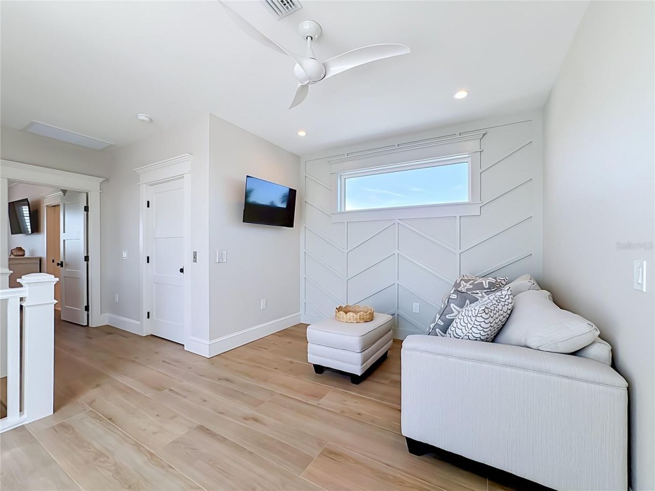 2918 Gulf Drive, Bradenton Beach, FL 34217 Photo