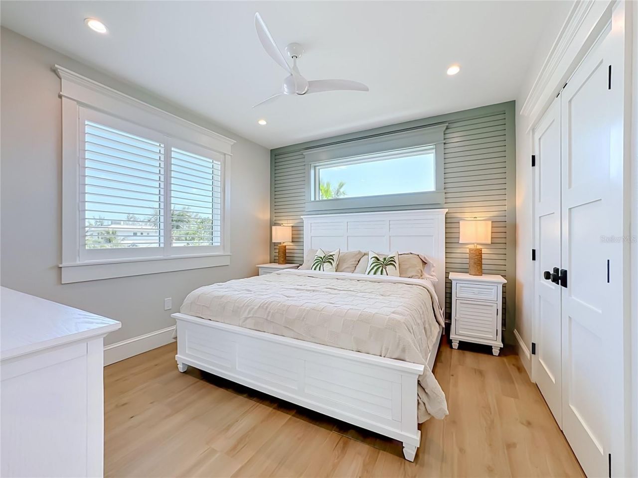 2918 Gulf Drive, Bradenton Beach, FL 34217 Photo