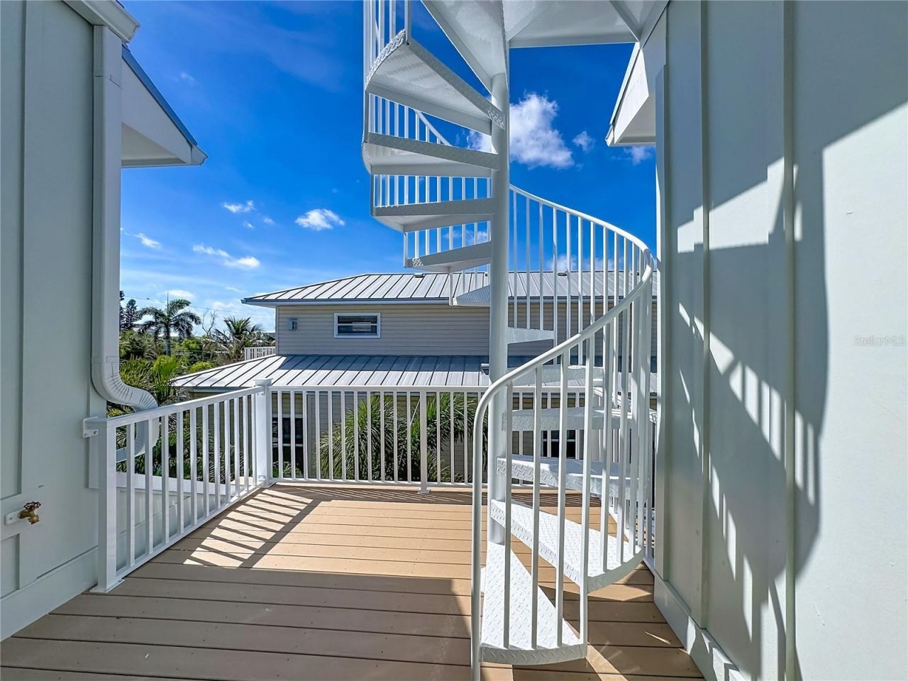 2918 Gulf Drive, Bradenton Beach, FL 34217 Photo