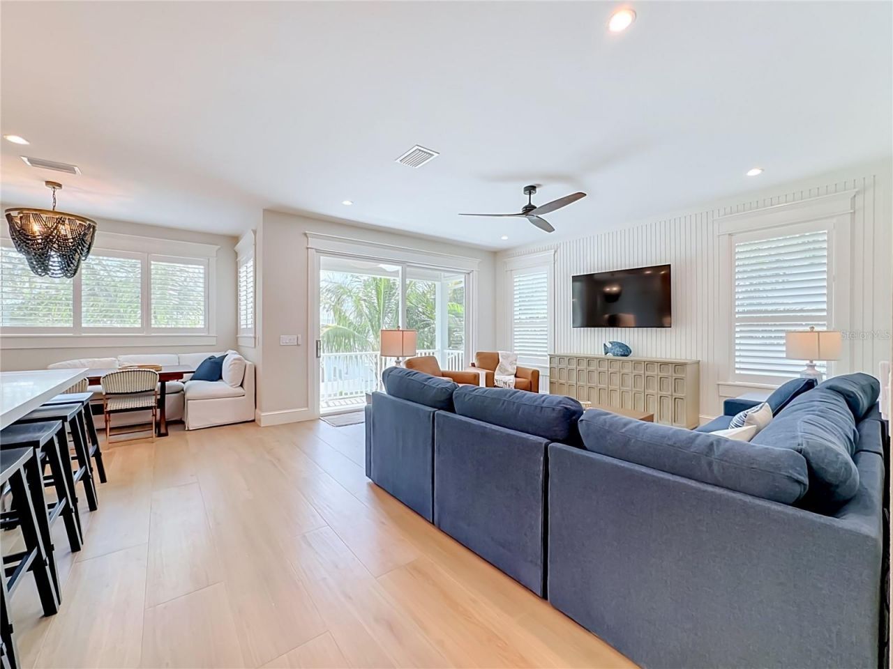 2918 Gulf Drive, Bradenton Beach, FL 34217 Photo