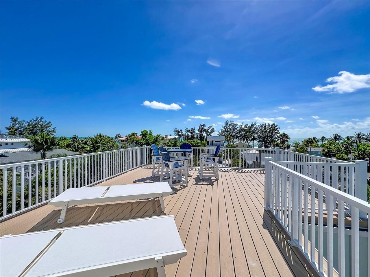 2918 Gulf Drive, Bradenton Beach, FL 34217 Photo