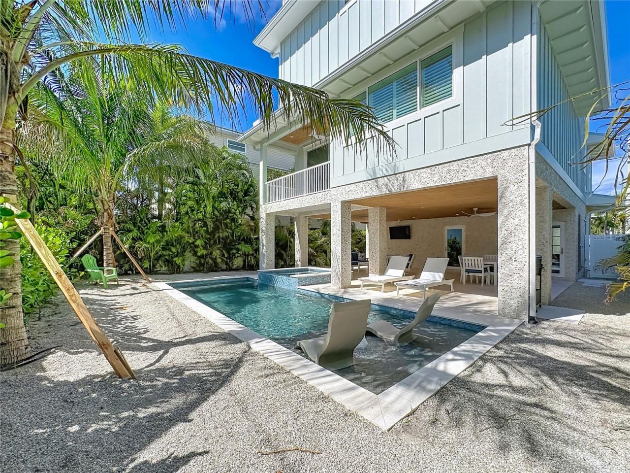 2918 Gulf Drive, Bradenton Beach, FL 34217 Photo