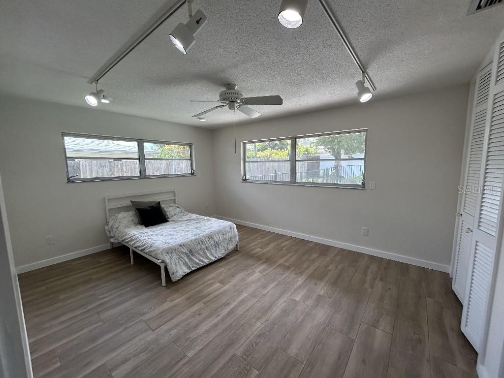 307 Orangewood Lane , Largo, FL 33770 Photo