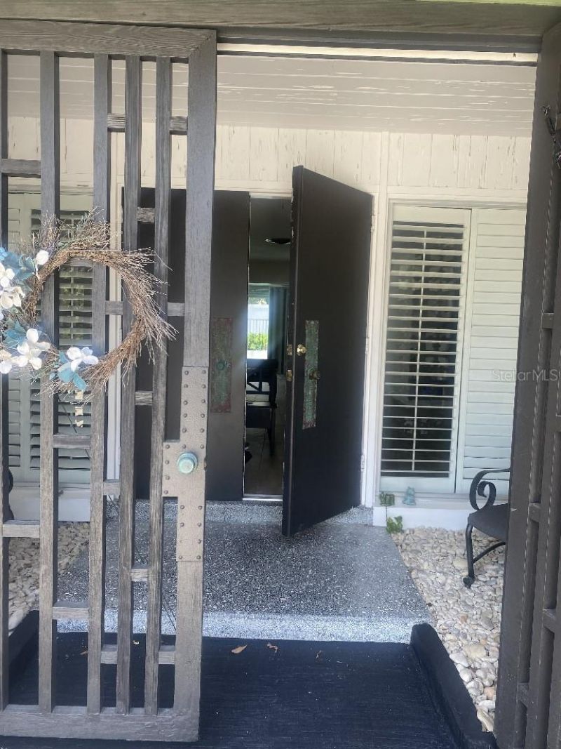 307 Orangewood Lane , Largo, FL 33770 Photo