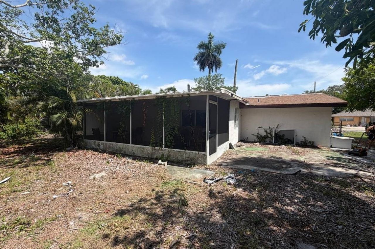 1515 Maple Drive , Fort Myers, FL 33907 Photo