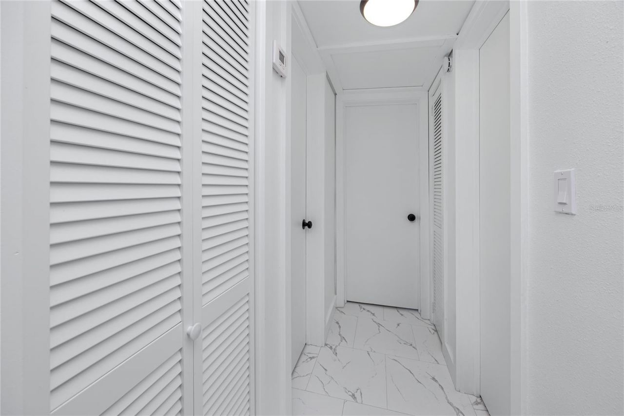 4095 Locust Street Ne, Saint Petersburg, FL 33703 Photo