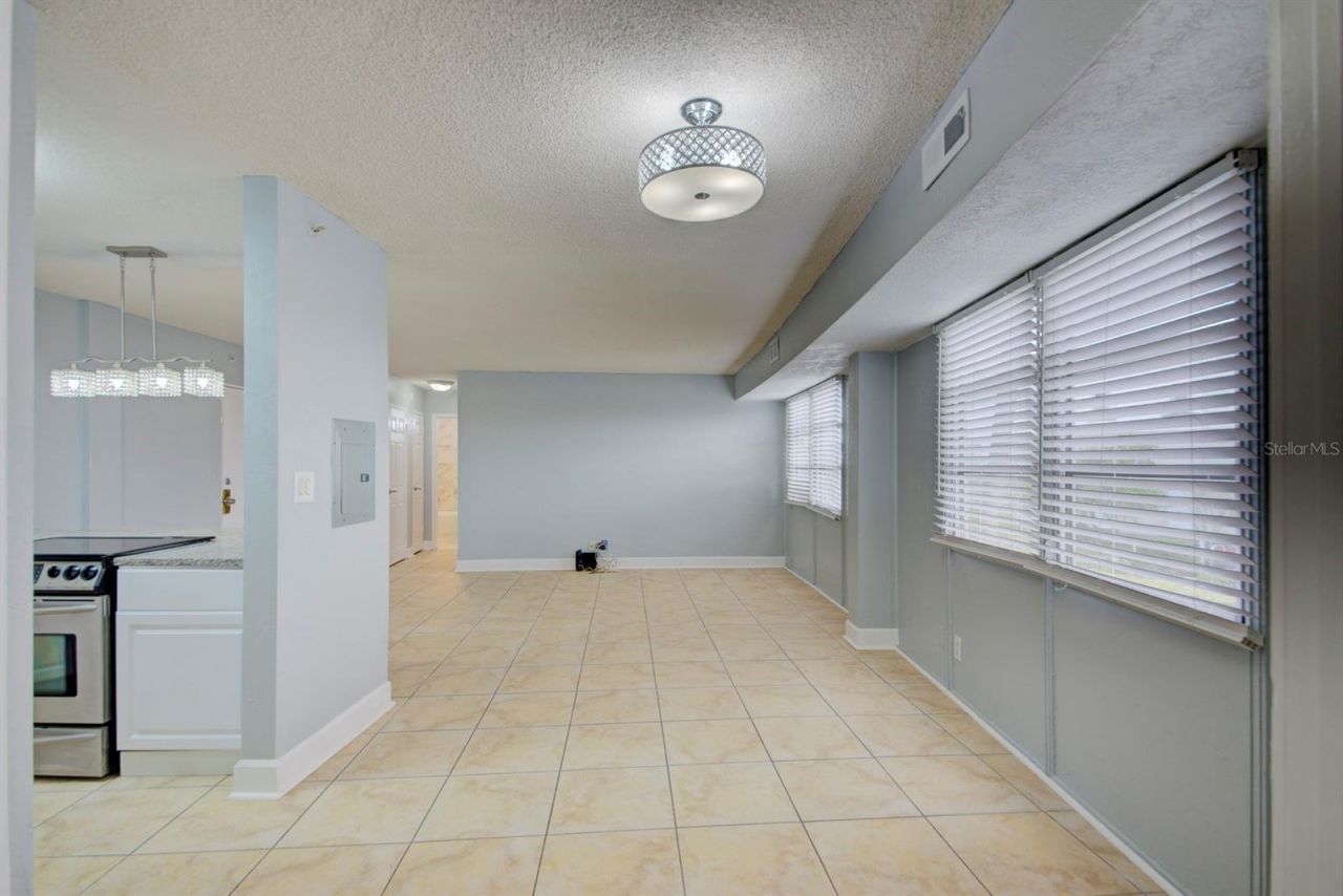 3315 58th Avenue S, Unit 306, Saint Petersburg, FL 33712 Photo