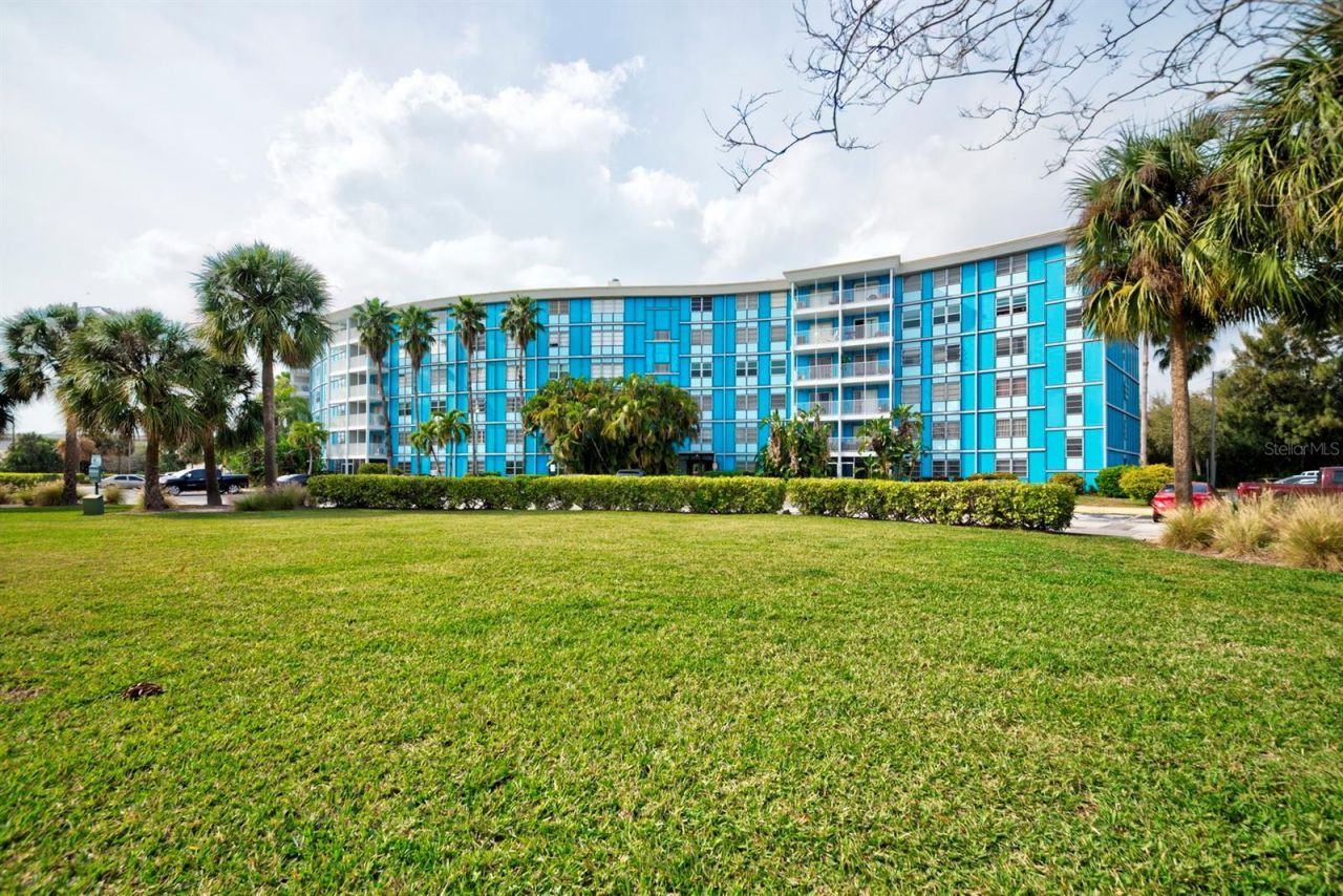 3315 58th Avenue S, Unit 306, Saint Petersburg, FL 33712 Photo