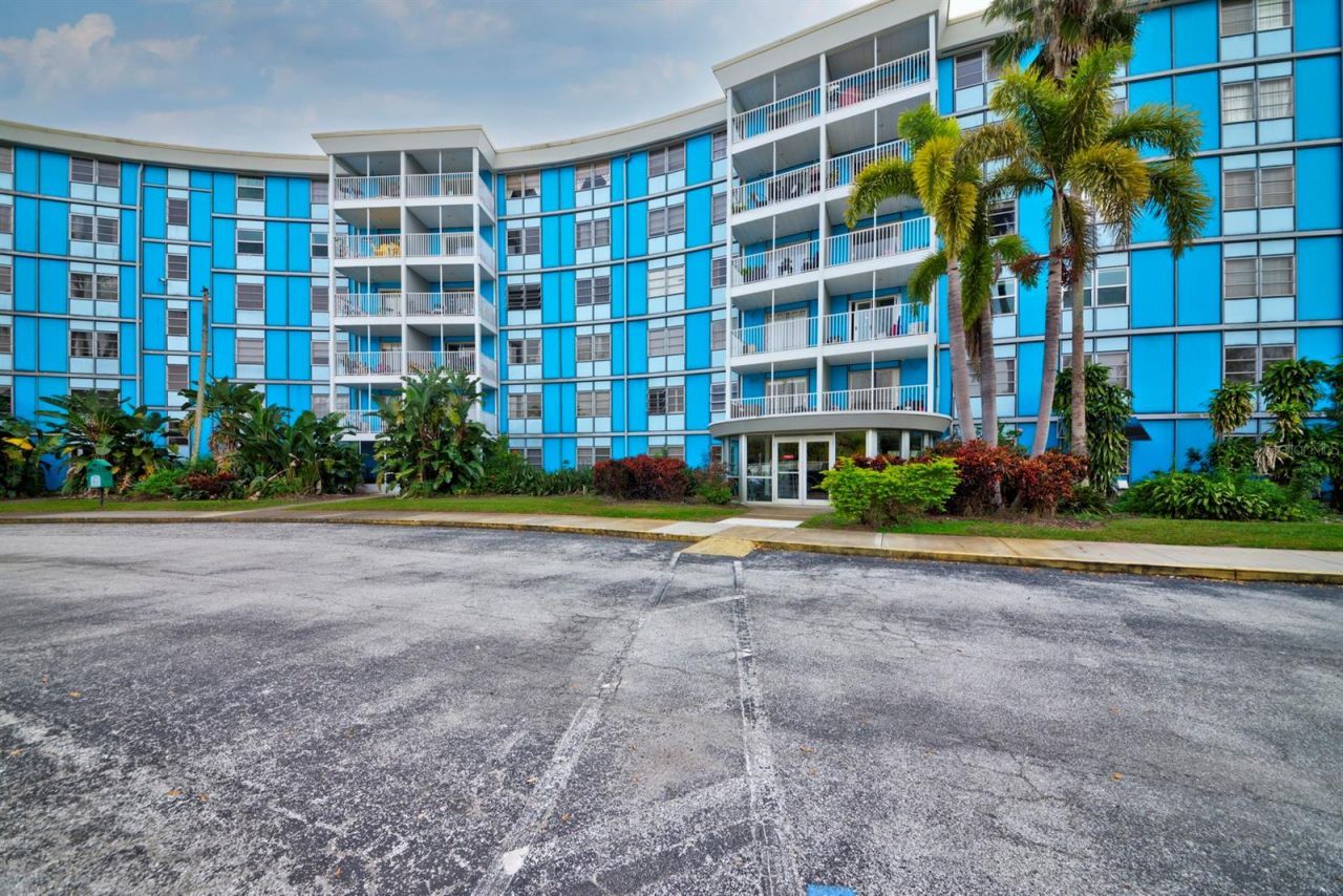 3315 58th Avenue S, Unit 306, Saint Petersburg, FL 33712 Photo