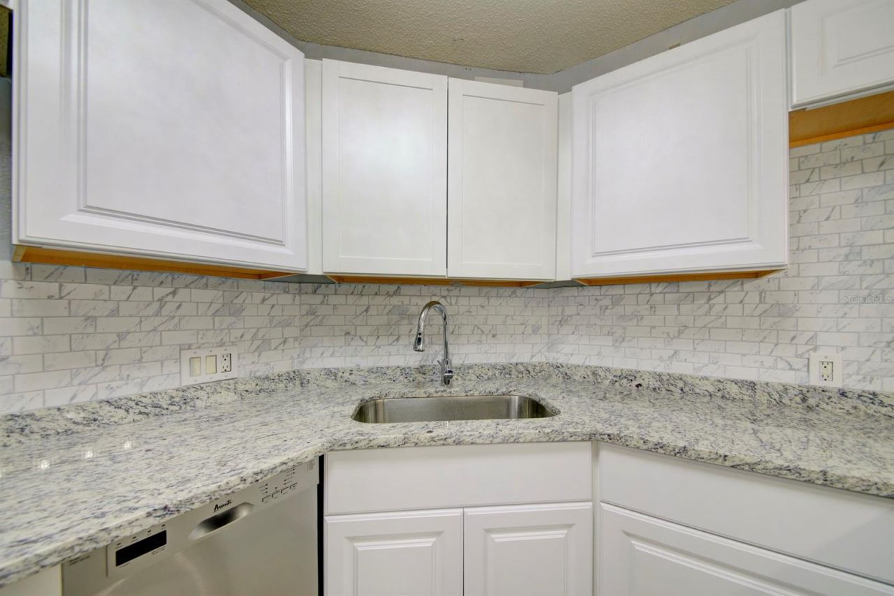 3315 58th Avenue S, Unit 306, Saint Petersburg, FL 33712 Photo