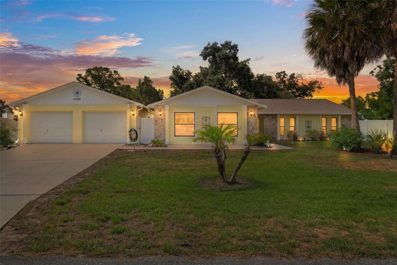 12380 Trout Circle , Spring Hill, FL 34609 Photo