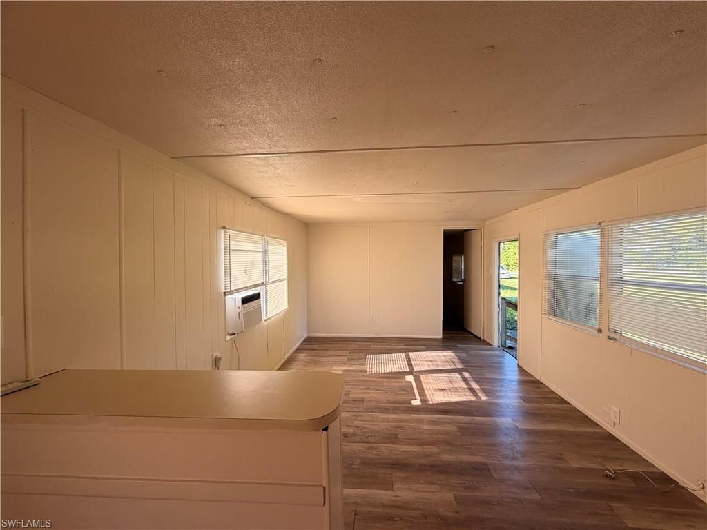8385 Nault Rd , North Fort Myers, FL 33917 Photo