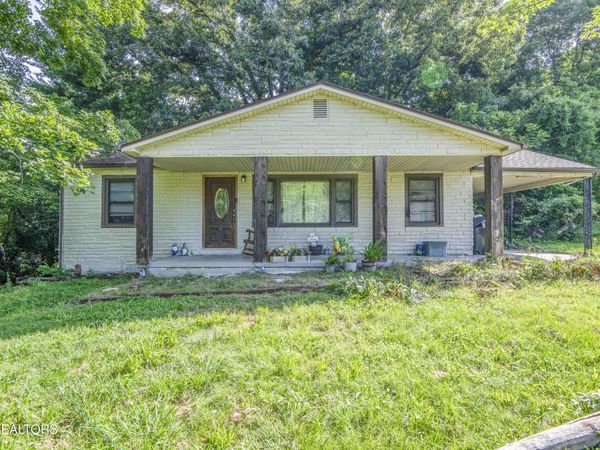 325 W Hills Drive, Lenoir City, TN 37771