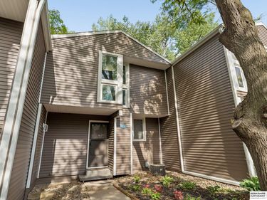 10836 Seward Street, Omaha, NE 68154
