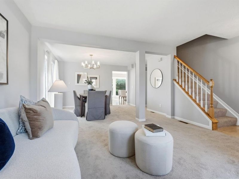 6369 Hedgerow Drive, West Chester, OH 45069 Photo 4