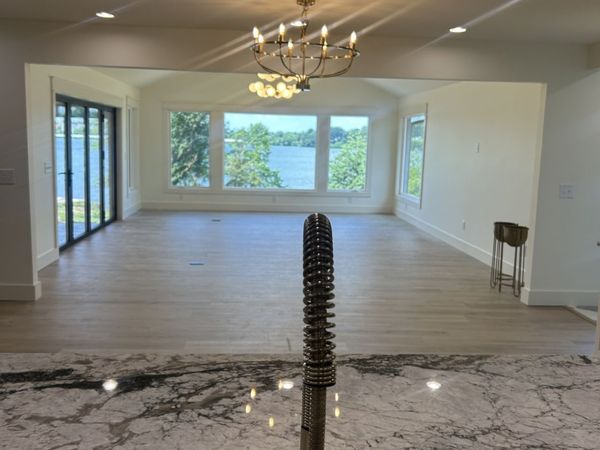 132 Circle Dr , Hendersonville, TN 37075