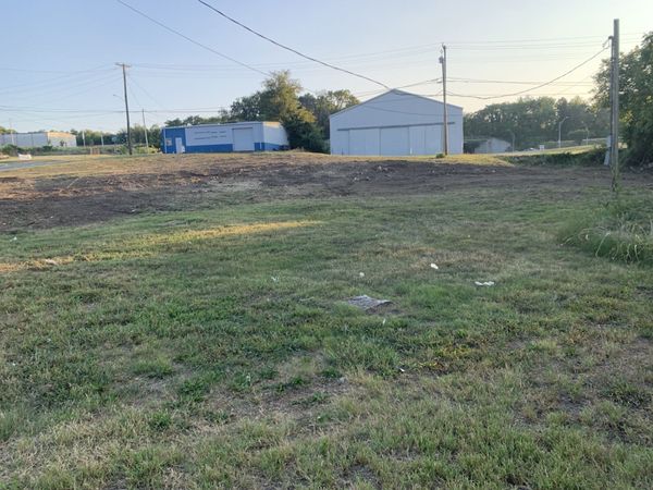 1124 Woodland St , Columbia, TN 38401