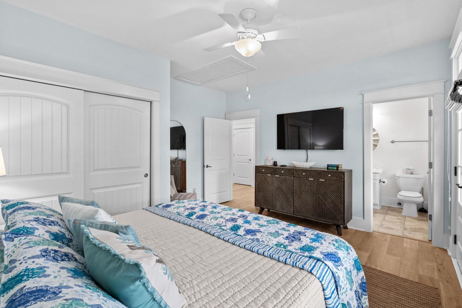 570 Olde Mill Dr.  Photo 47