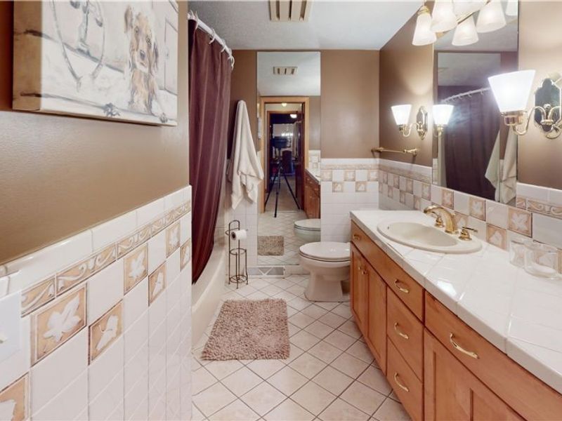 134 N Revere Road, Akron, OH 44333 Photo 29