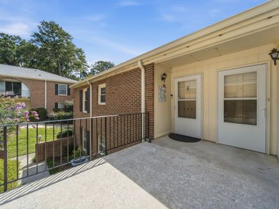 5516 Lakeshore Drive, Unit 208, Columbia, SC 29206