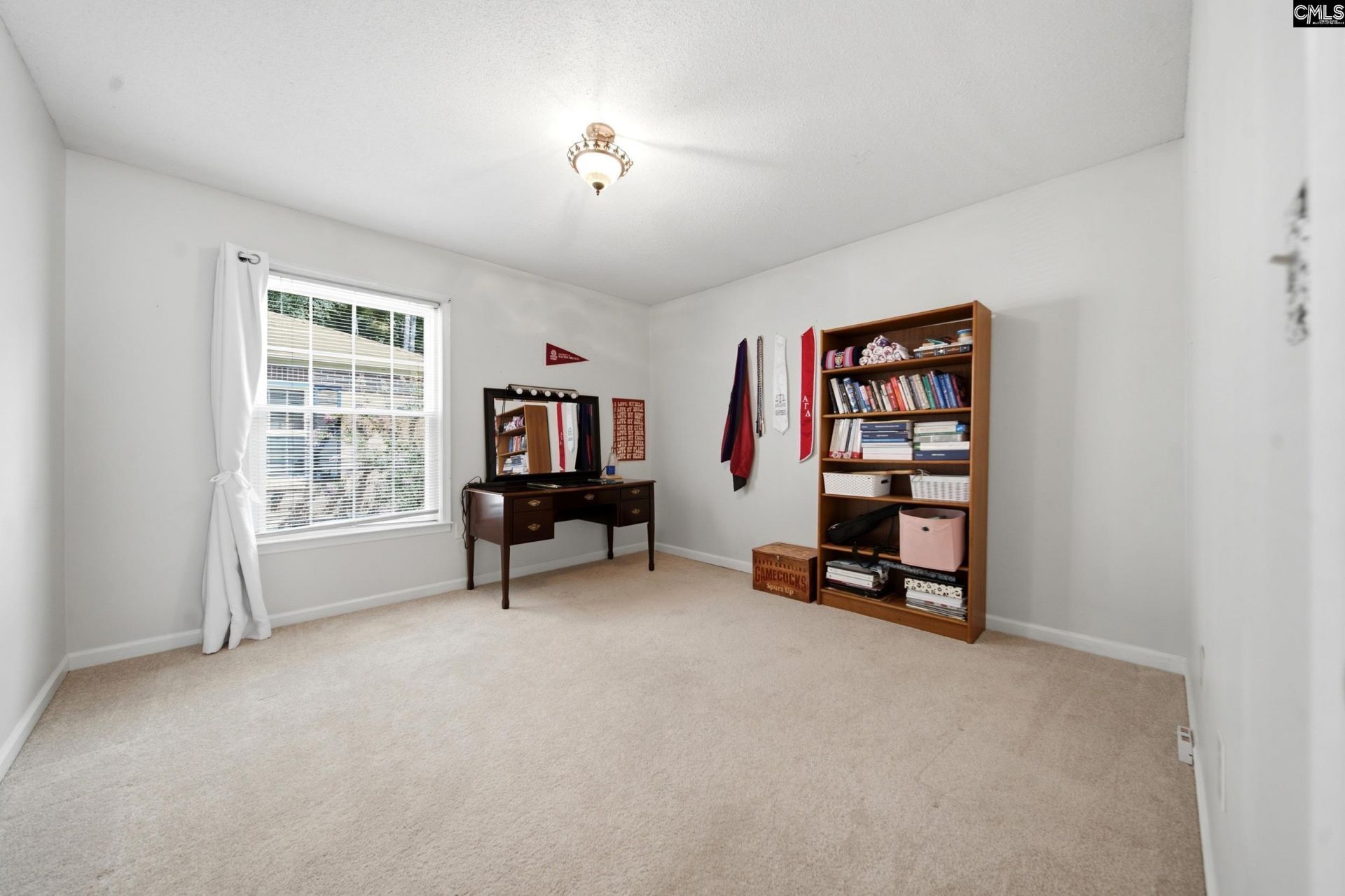 5516 Lakeshore Drive Photo 11