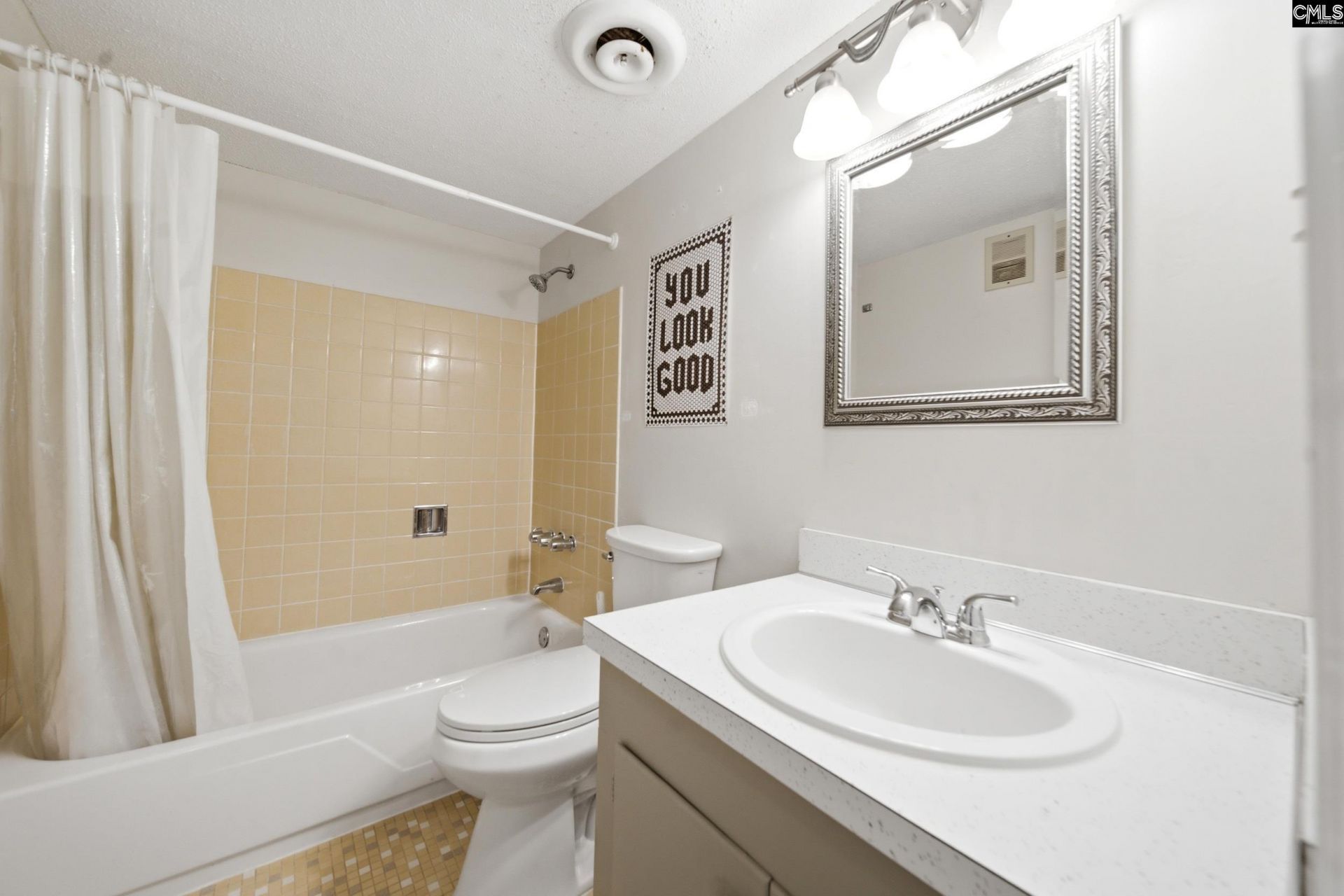 5516 Lakeshore Drive Photo 12