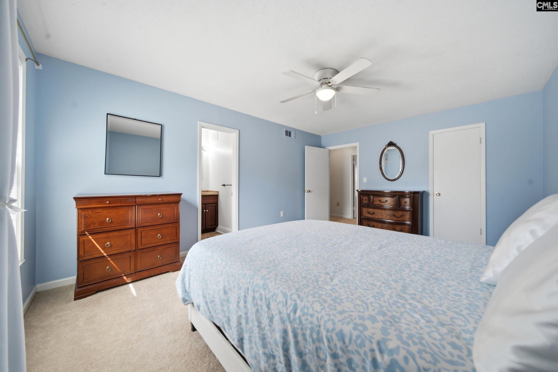 5516 Lakeshore Drive Photo 9