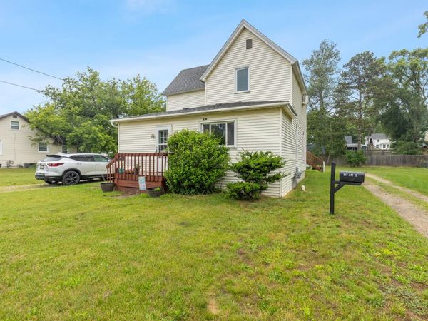 347 E Gardner Street, Sparta, MI 49345