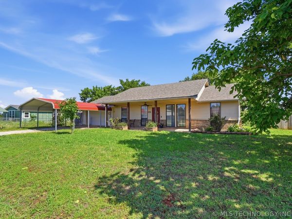 104 Overland Court, Shawnee, OK 74804