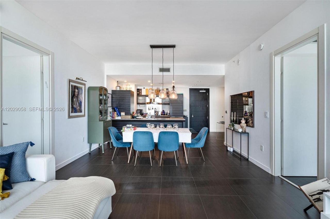 200 Biscayne Boulevard Way , Unit 4812, Miami, FL 33131 Photo