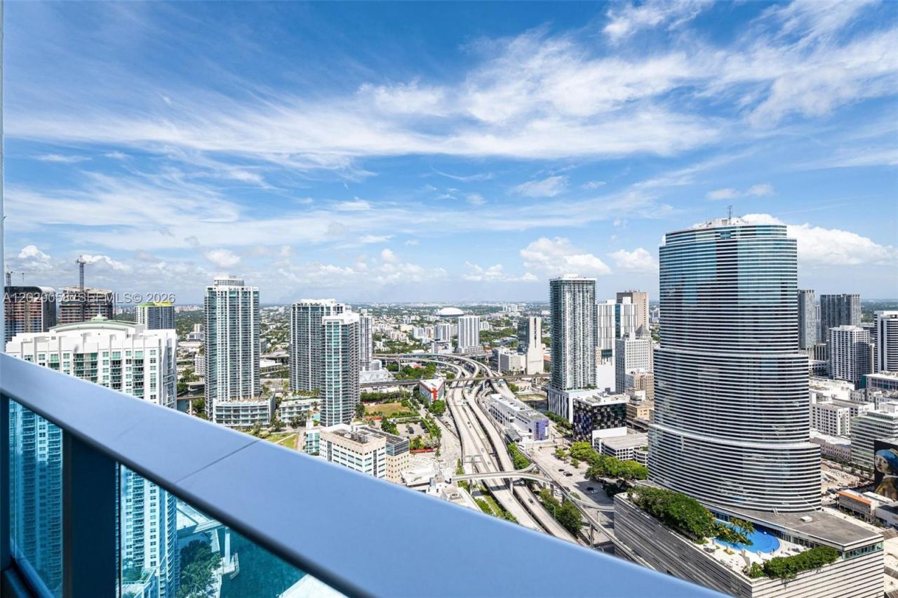 200 Biscayne Boulevard Way , Unit 4812, Miami, FL 33131 Photo
